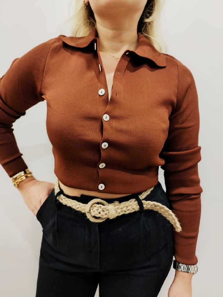 DÜĞMELİ POLO YAKA TRİKO CROP