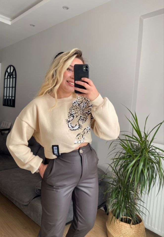 LEOPAR BASKILI CROP SWEATSHİRT
