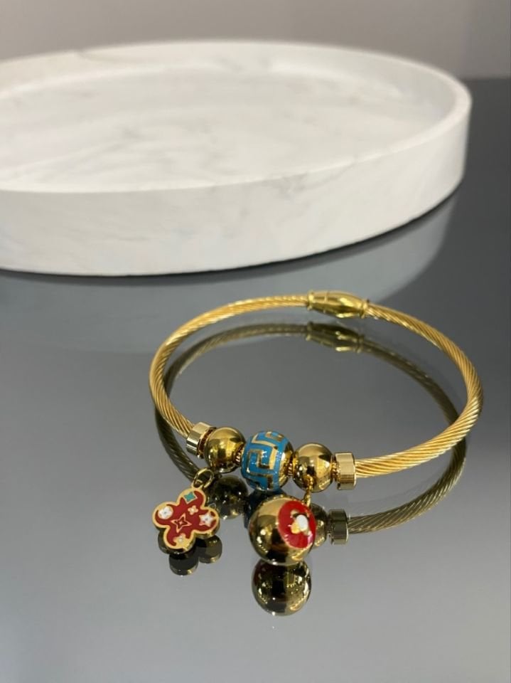KIRMIZI TAŞLI YONCA GOLD PANDORA