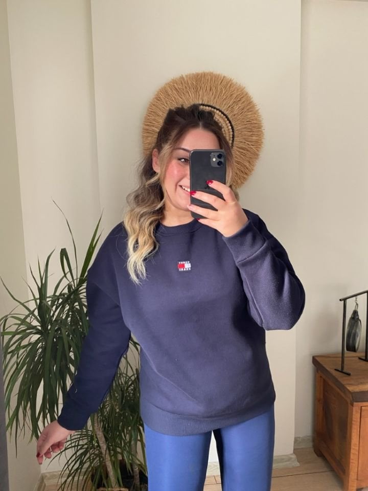 LACİVERT NAKIŞLI SWEATSHİRT